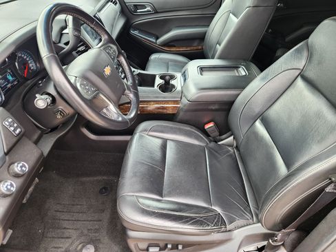 Used 2018 Chevrolet Tahoe LT image 13