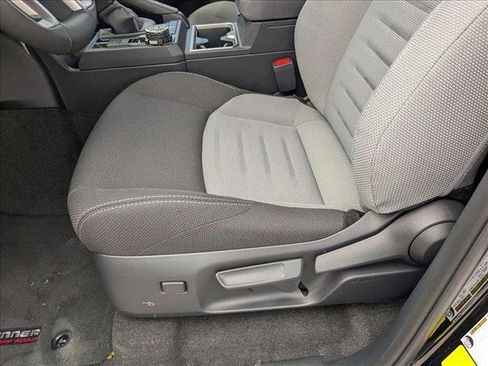 New 2025 Toyota 4Runner 4WD image 4