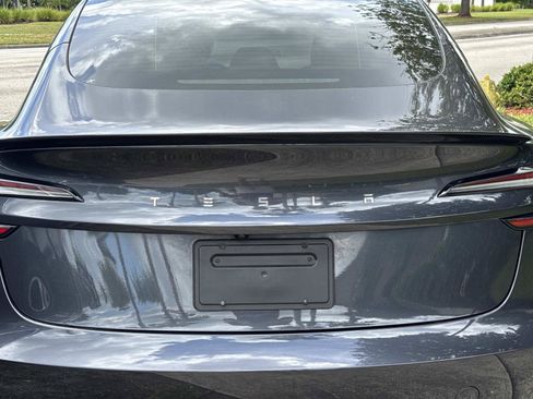Used 2025 Tesla Model 3 Long Range RWD image 10