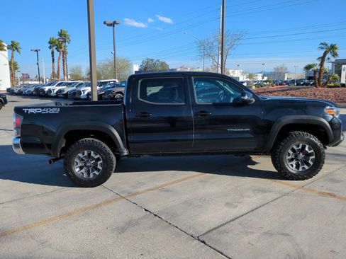 Used 2021 Toyota Tacoma TRD Off-Road image 4