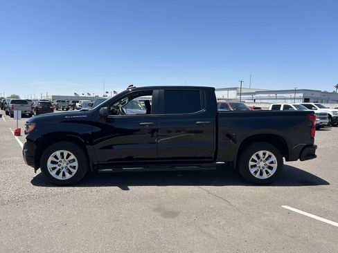 Used 2024 Chevrolet Silverado 1500 Custom RWD image 2