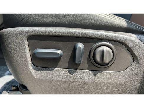Certified 2023 Chevrolet Silverado 3500 High Country w/ Technology Package AWD/4WD image 25