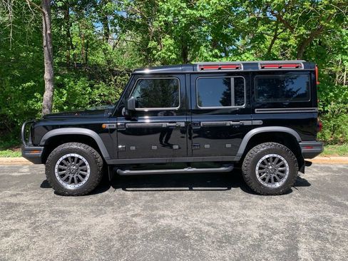 Used 2024 INEOS Grenadier Fieldmaster Edition AWD/4WD image 4