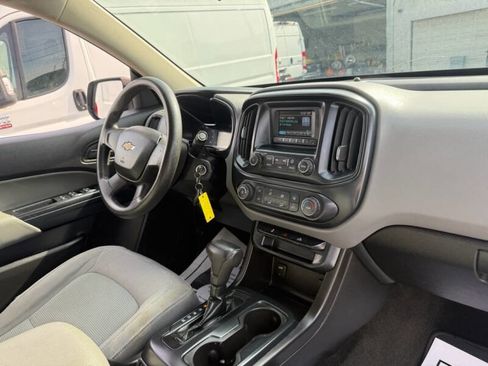 Used 2016 Chevrolet Colorado W/T image 11