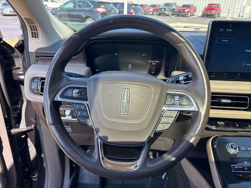 Used 2022 Lincoln Nautilus Reserve w/ Equipment Group 201A image 14