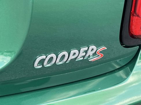 Used 2021 MINI Cooper S FWD image 11
