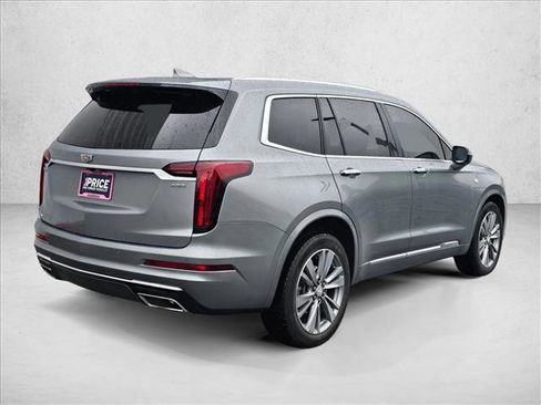 Used 2023 Cadillac XT6 Premium Luxury AWD/4WD image 5