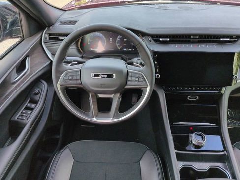 New 2026 Jeep Grand Cherokee L 2WD image 15