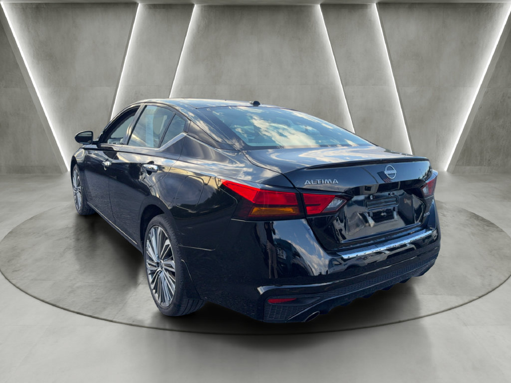Used 2023 Nissan Altima 2.5 SL AWD/4WD image 5