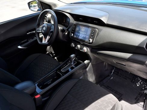 Used 2024 Nissan Kicks SV image 17