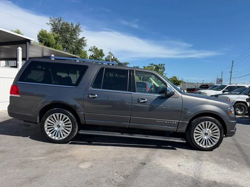 Used 2015 Lincoln Navigator L 4WD w/ Equipment Group 101A Reserve image 2