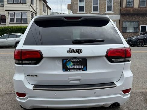 Used 2016 Jeep Grand Cherokee Limited 75th Anniversary AWD/4WD image 2