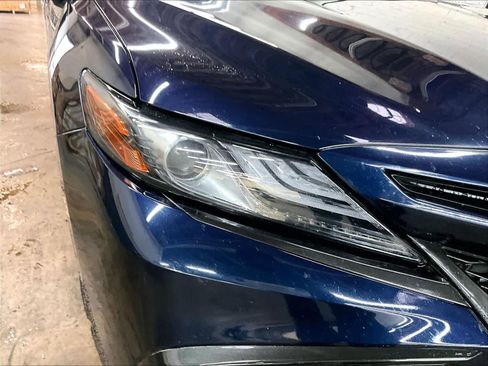 Used 2022 Toyota Camry XSE FWD image 28