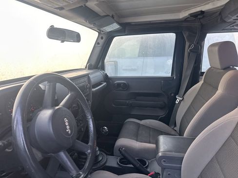 Used 2007 Jeep Wrangler X image 11