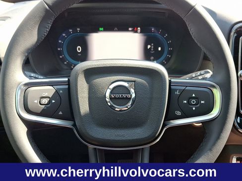 New 2025 Volvo XC40 B5 Plus w/ Protection Package Premier image 19