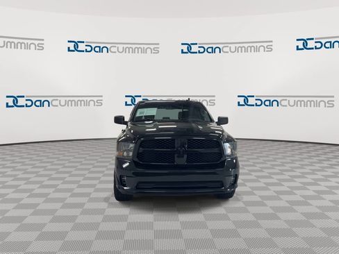 Used 2016 RAM 1500 Express w/ Black Ram 1500 Express Group AWD/4WD image 3