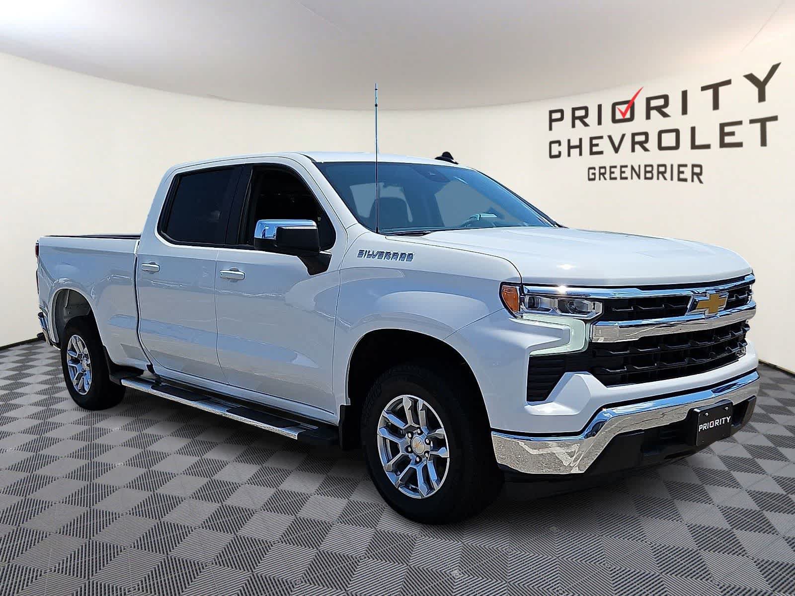 New 2026 Chevrolet Silverado 1500 LT w/ Convenience Package II RWD image 3