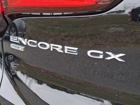 Used 2021 Buick Encore GX Essence w/ Advanced Technology Package image 32