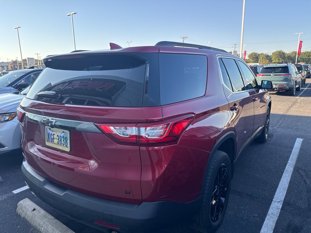 Used 2021 Chevrolet Traverse LT FWD image 4