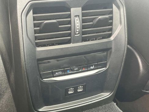 Used 2024 BMW 330e xDrive 330e xDrive Plug-In Hybrid AWD image 11