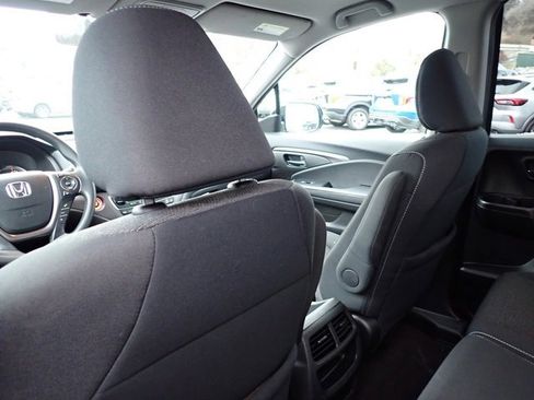 Used 2021 Honda Ridgeline Sport image 17