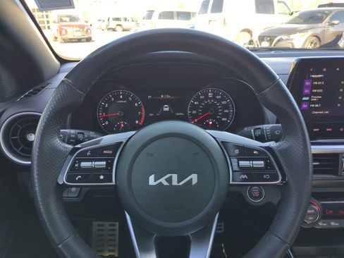 Used 2023 Kia Forte GT-Line image 18