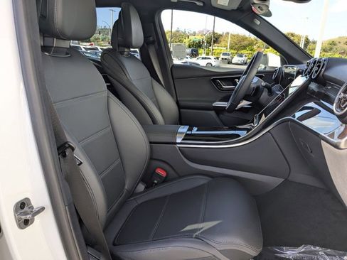 Used 2026 Mercedes-Benz GLC 300 4MATIC image 22