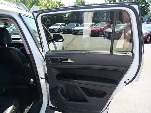 Used 2019 Volkswagen Atlas SE w/ Panoramic Sunroof Package AWD/4WD image 34
