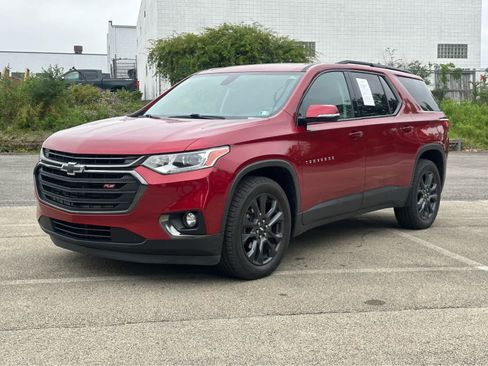 Used 2019 Chevrolet Traverse RS w/ LPO, Floor Liner Package AWD/4WD image 1