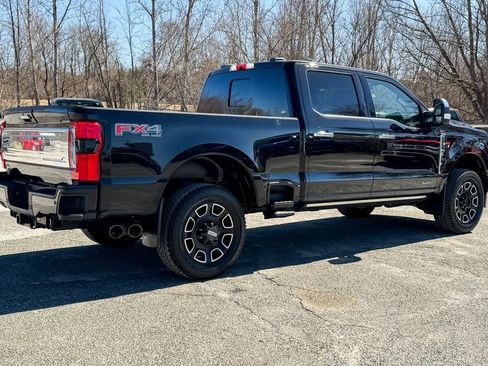 Certified 2024 Ford F250 Platinum w/ FX4 Off-Road Package AWD/4WD image 3