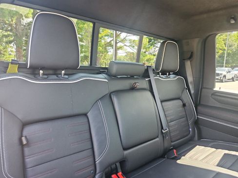 Used 2025 GMC Sierra 2500 AT4X AWD/4WD image 11