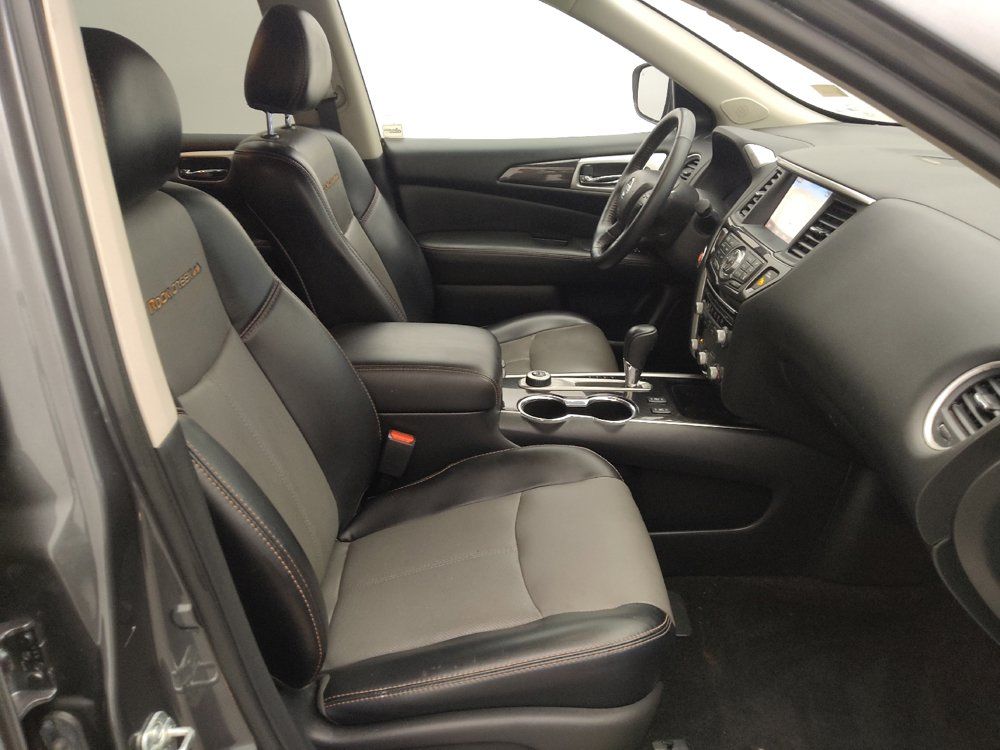 Used 2019 Nissan Pathfinder SL AWD/4WD image 21