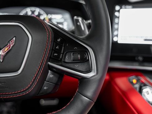 Used 2024 Chevrolet Corvette Stingray Premium Conv w/ 3LT image 38