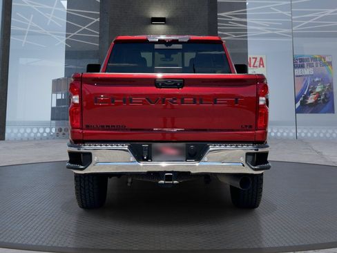 Certified 2022 Chevrolet Silverado 2500 LTZ w/ LTZ Premium Package AWD/4WD image 5