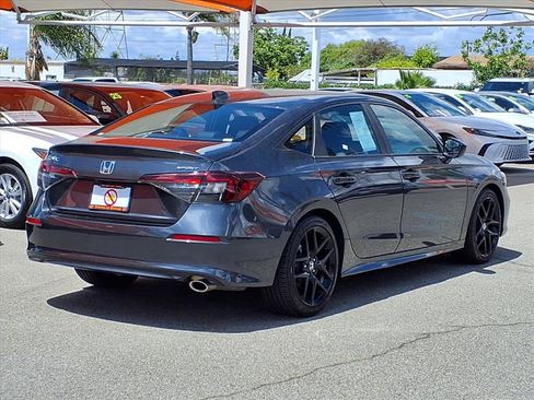 Used 2025 Honda Civic Sport image 4
