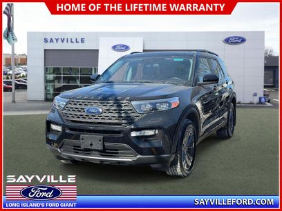 Certified 2022 Ford Explorer XLT w/ Equipment Group 202A