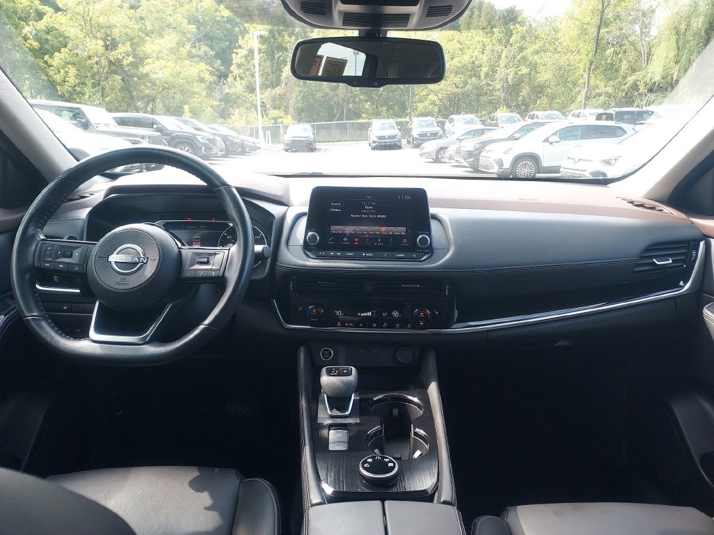 Used 2023 Nissan Rogue SL AWD/4WD image 9