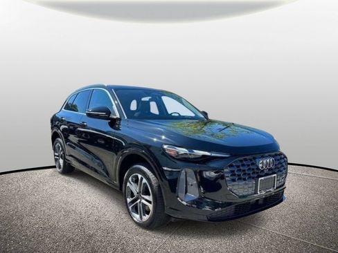 New 2026 Audi Q5 Premium AWD/4WD image 4