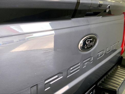 Used 2024 Ford F350 Lariat w/ Lariat Ultimate Package AWD/4WD image 29