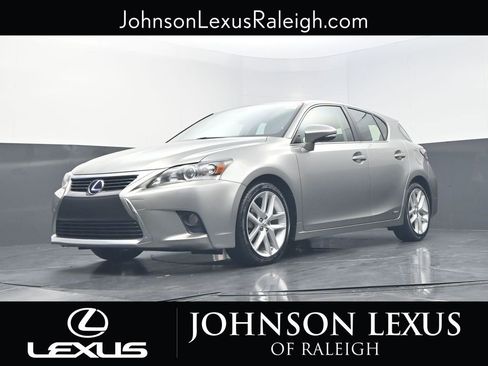 Used 2017 Lexus CT 200h image 17