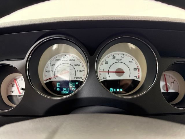 Used 2014 Dodge Challenger R/T RWD image 18