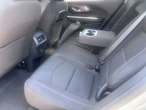 Used 2021 GMC Terrain SLE w/ Elevation Edition FWD image 7