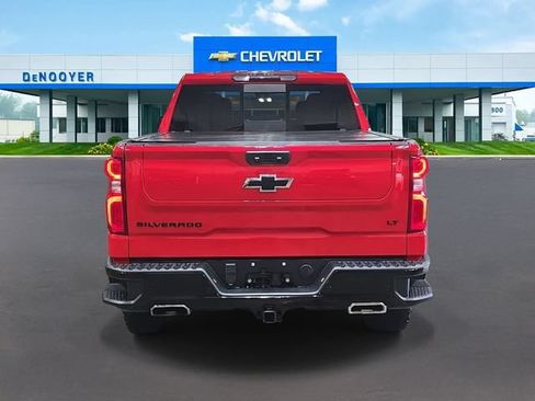 Used 2022 Chevrolet Silverado 1500 LT Trail Boss w/ LT Trail Boss Premium Package AWD/4WD image 8
