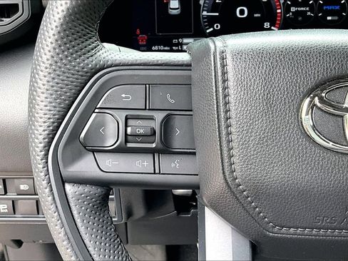 Used 2025 Toyota Sequoia TRD Pro AWD/4WD image 10