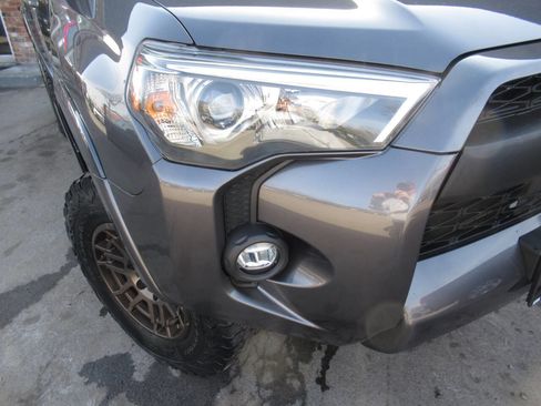 Used 2023 Toyota 4Runner SR5 Premium image 6