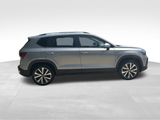Used 2023 Volkswagen Taos SE w/ Panoramic Sunroof Package image 3