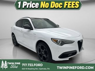 Used 2023 Alfa Romeo Stelvio Veloce AWD/4WD video 1