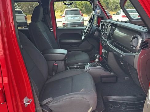 Used 2019 Jeep Wrangler Unlimited Sport S AWD/4WD image 5
