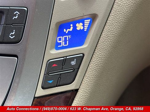 Used 2011 Cadillac CTS Luxury image 17