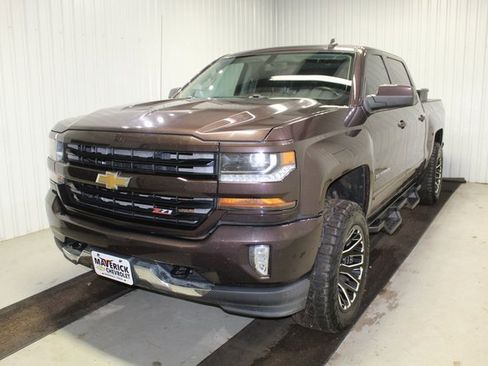 Used 2016 Chevrolet Silverado 1500 LT w/ All Star Edition image 3